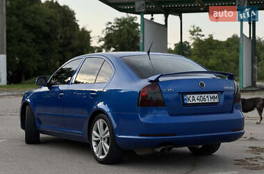 Лифтбек Skoda Octavia 2009 в 