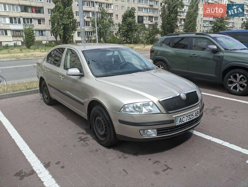 Лифтбек Skoda Octavia 2005 в Киеве