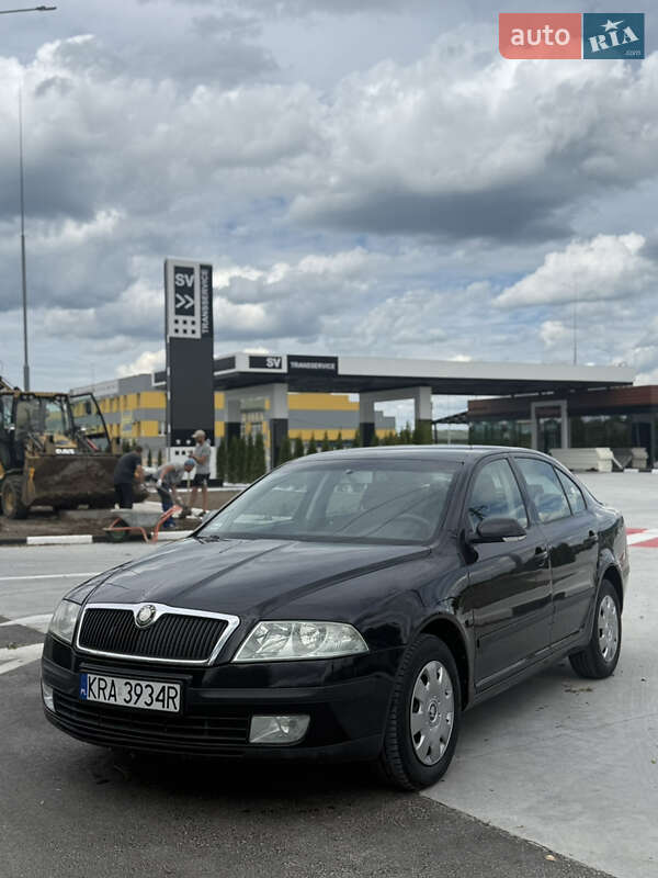 Лифтбек Skoda Octavia 2006 в 