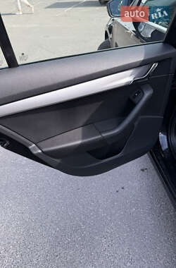 Лифтбек Skoda Octavia 2013 в 