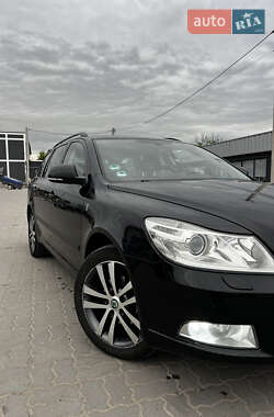 Универсал Skoda Octavia 2012 в 