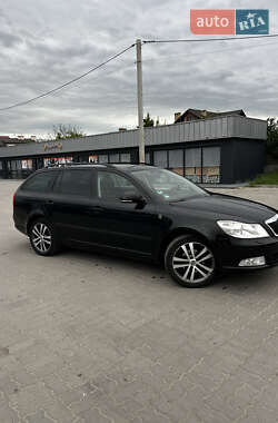 Универсал Skoda Octavia 2012 в 