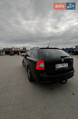 Универсал Skoda Octavia 2012 в 