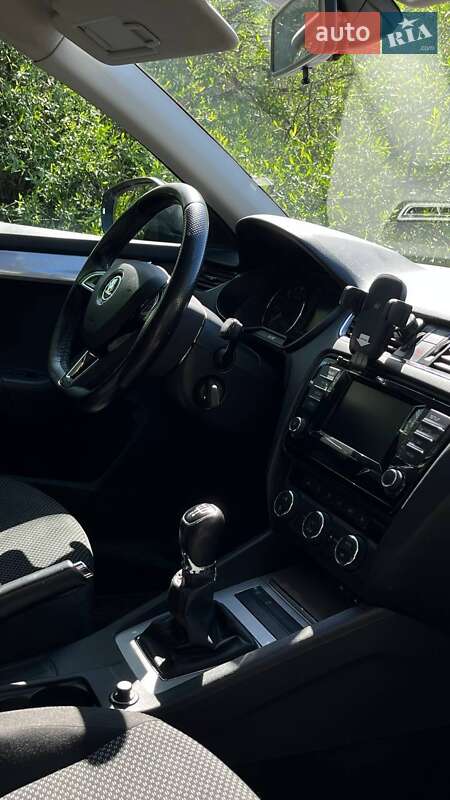 Універсал Skoda Octavia 2014 в Долині фото 13 Універсал Skoda Octavia 2014 в Долині
