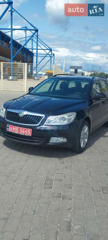Универсал Skoda Octavia 2010 в Харькове