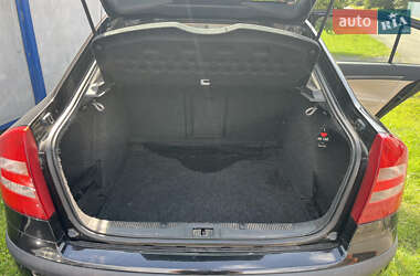 Лифтбек Skoda Octavia 2005 в 