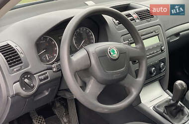 Универсал Skoda Octavia 2012 в 