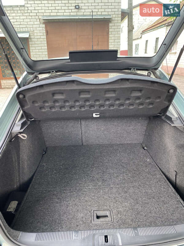 Лифтбек Skoda Octavia 2010 в Черкассах