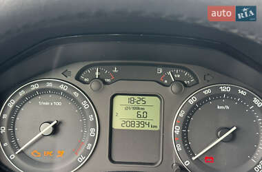 Лифтбек Skoda Octavia 2005 в 