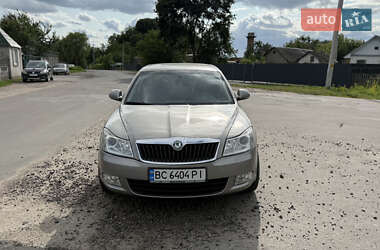 Лифтбек Skoda Octavia 2011 в 