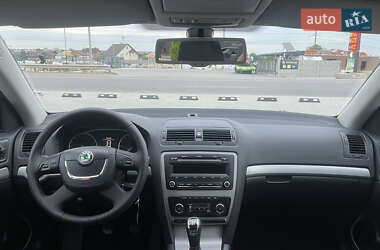 Универсал Skoda Octavia 2010 в 