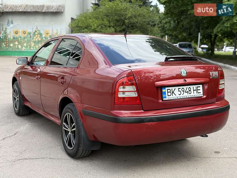 Лифтбек Skoda Octavia 2006 в Ровно