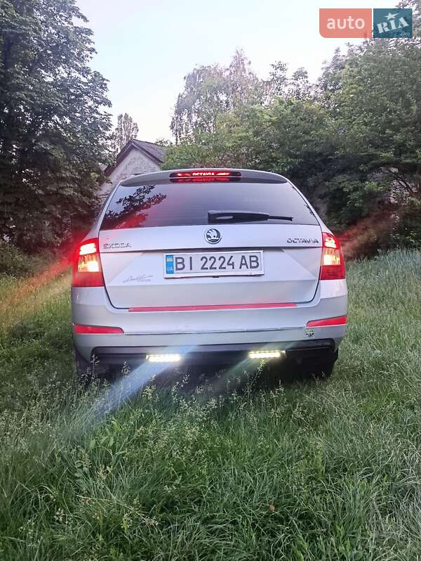 Універсал Skoda Octavia 2015 в Полтаві