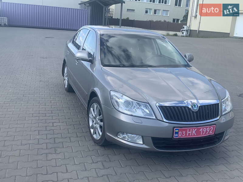 Лифтбек Skoda Octavia 2011 в Луцке