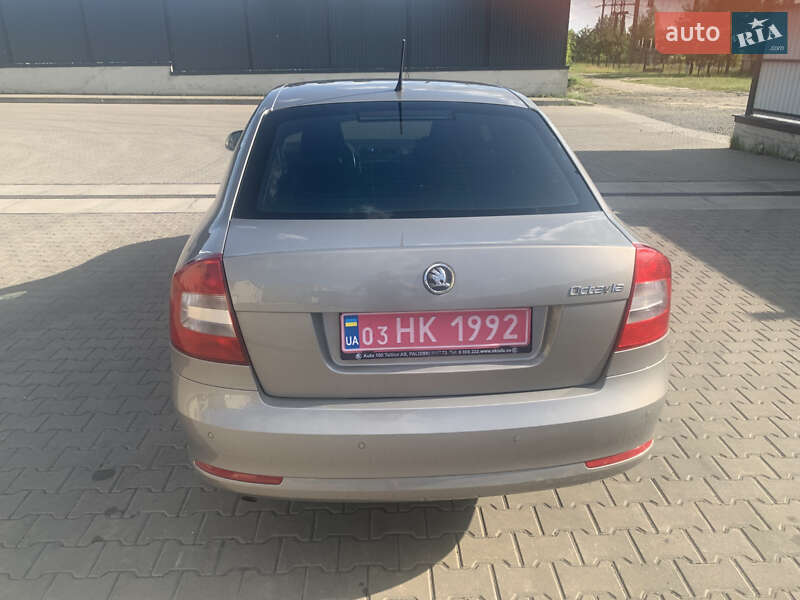 Лифтбек Skoda Octavia 2011 в Луцке