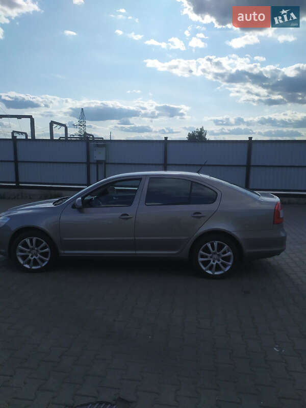 Лифтбек Skoda Octavia 2011 в Луцке
