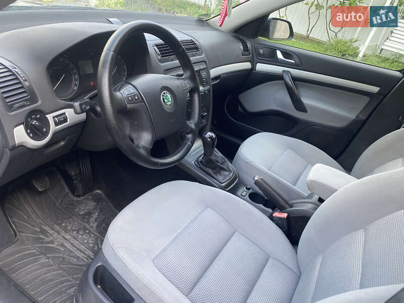 Универсал Skoda Octavia 2007 в Бучаче