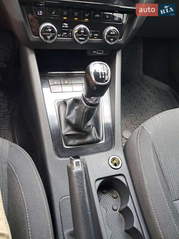 Универсал Skoda Octavia 2017 в Умани