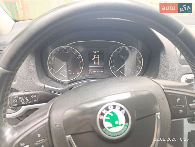 Універсал Skoda Octavia 2011 в Бердичеві