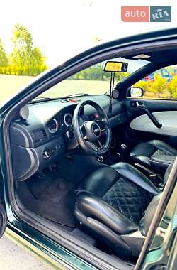Лифтбек Skoda Octavia 2002 в 