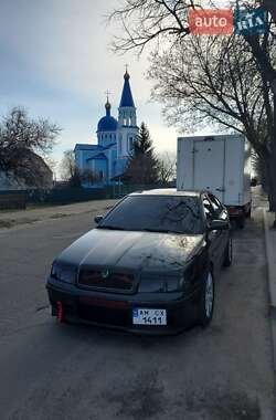 Лифтбек Skoda Octavia 2002 в 