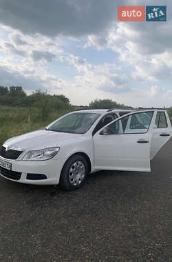 Универсал Skoda Octavia 2010 в 