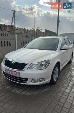Універсал Skoda Octavia 2012 в Олевську