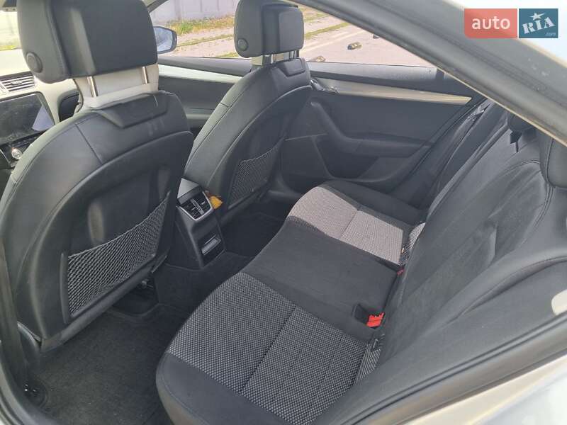 Лифтбек Skoda Octavia 2014 в Ирпене