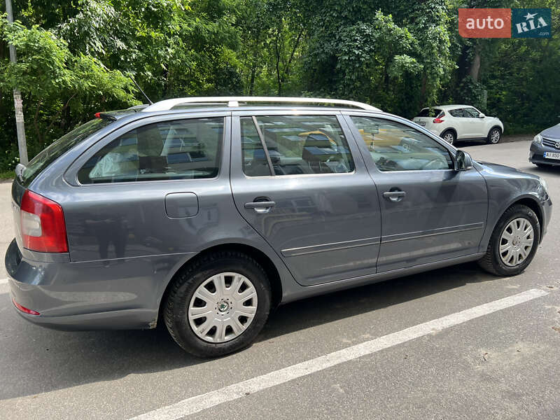 Универсал Skoda Octavia 2012 в Софиевской Борщаговке