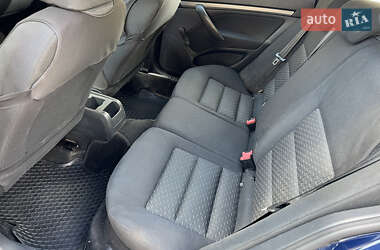 Универсал Skoda Octavia 2012 в 