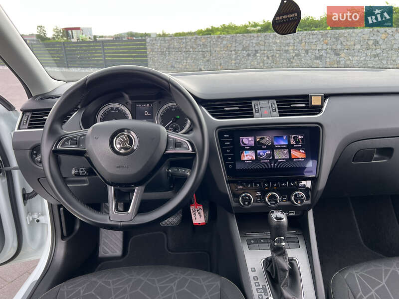 Универсал Skoda Octavia 2019 в Мукачево