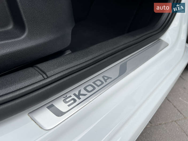 Универсал Skoda Octavia 2019 в Мукачево