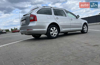 Універсал Skoda Octavia 2010 в 