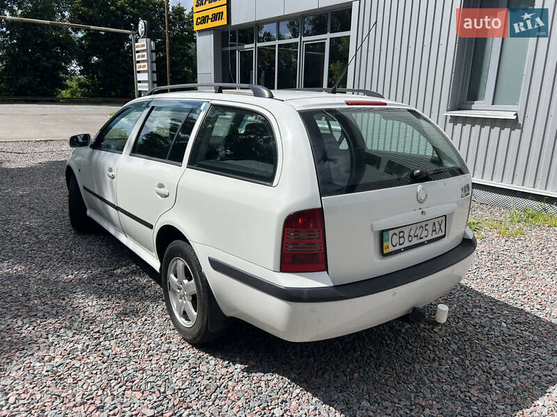Универсал Skoda Octavia 2008 в Чернигове