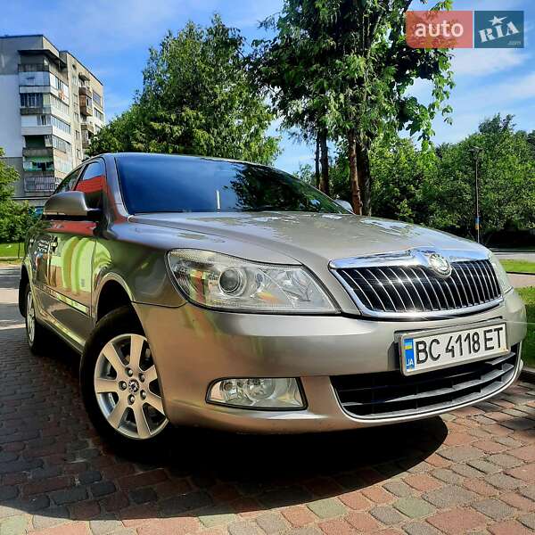 Лифтбек Skoda Octavia 2009 в Львове