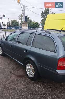 Универсал Skoda Octavia 2004 в 