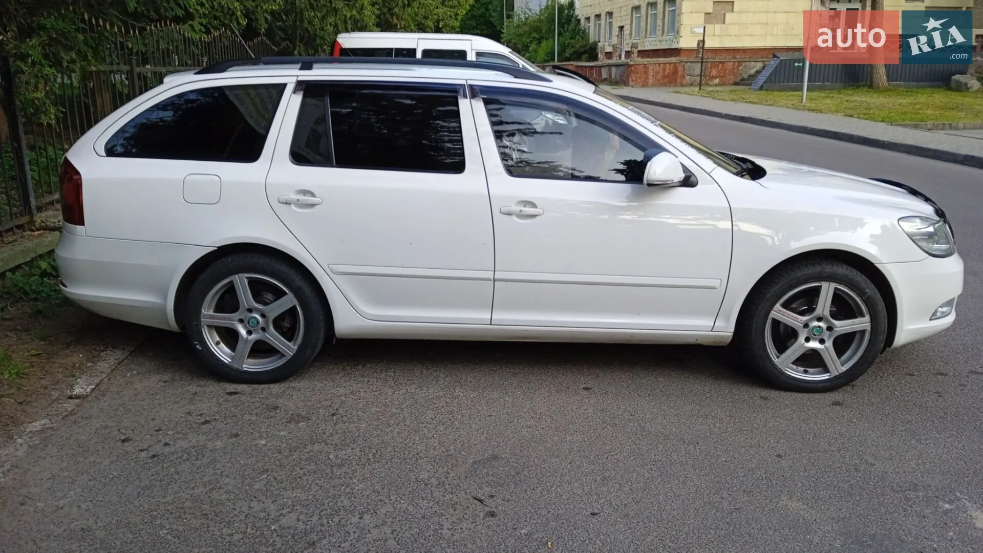 2013 Skoda Octavia - мініатюра 13