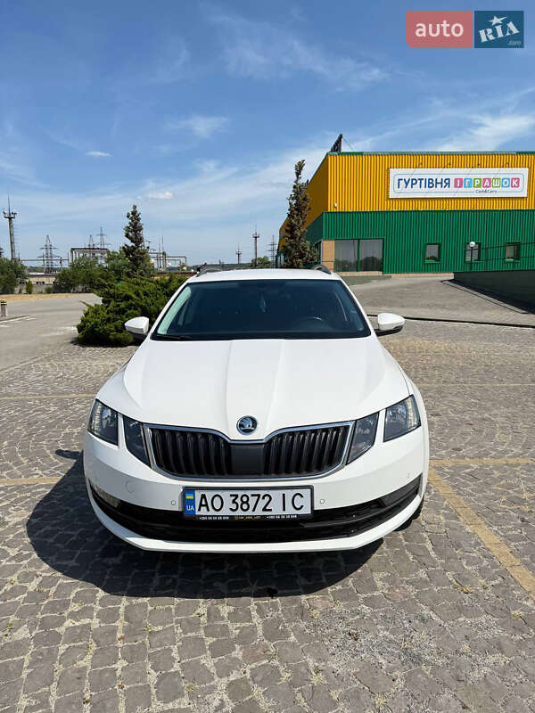 Універсал Skoda Octavia 2017 в Мукачевому