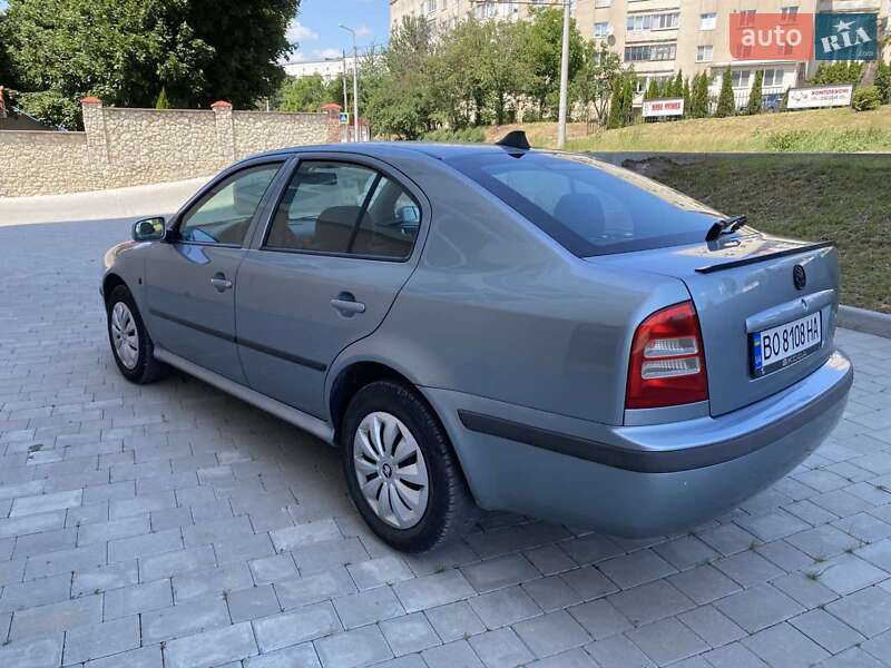 Ліфтбек Skoda Octavia 2003 в Тернополі