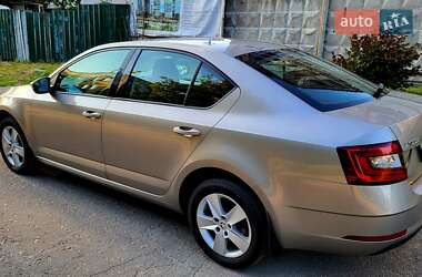 Лифтбек Skoda Octavia 2017 в 