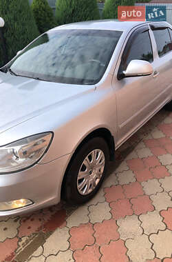 Лифтбек Skoda Octavia 2012 в 