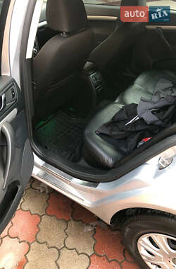 Лифтбек Skoda Octavia 2012 в 