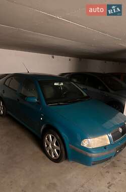 Ліфтбек Skoda Octavia 2000 в Києві