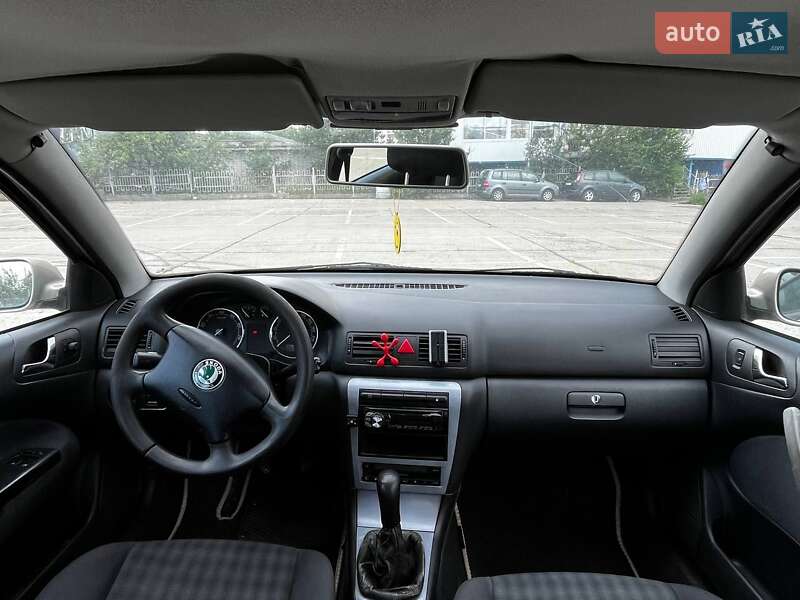 Лифтбек Skoda Octavia 2005 в Южноукраинске