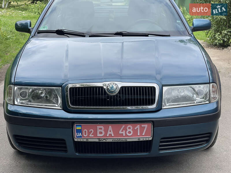 Лифтбек Skoda Octavia 2004 в Умани