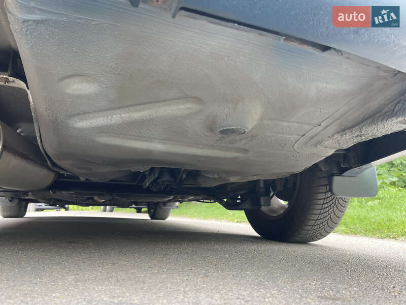 Лифтбек Skoda Octavia 2004 в Умани