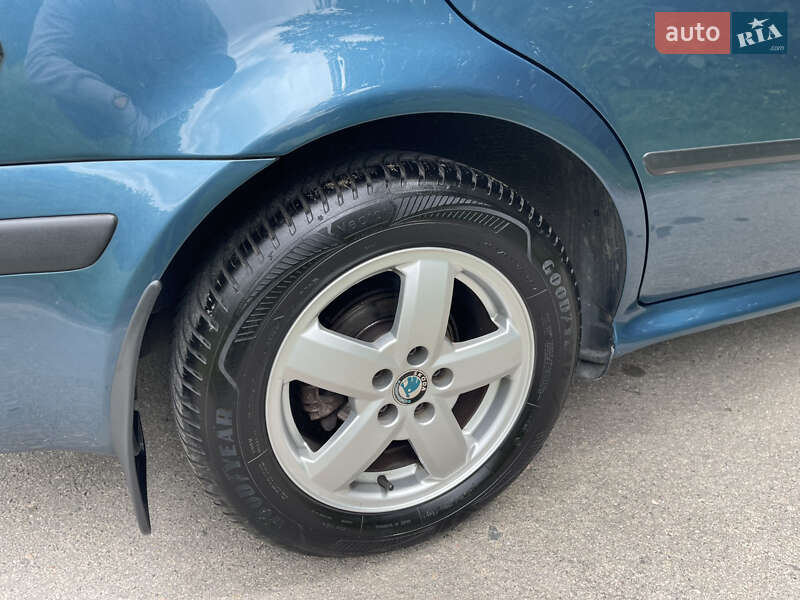 Лифтбек Skoda Octavia 2004 в Умани