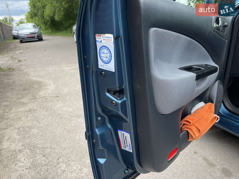 Лифтбек Skoda Octavia 2004 в Умани