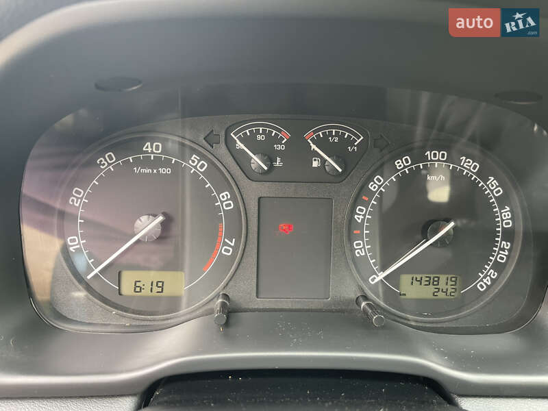 Лифтбек Skoda Octavia 2004 в Умани