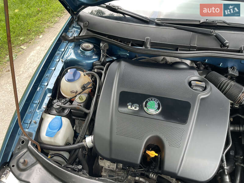 Лифтбек Skoda Octavia 2004 в Умани